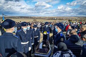 Нацгвардейца из Одесской области, которого расстрелял Рябчук, похоронили Нацгвардейца из Одесской области, которого расстрелял Рябчук, похоронили