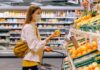 Названы овощи и фрукты, которые приносят наибольшую выручку супермаркетам
