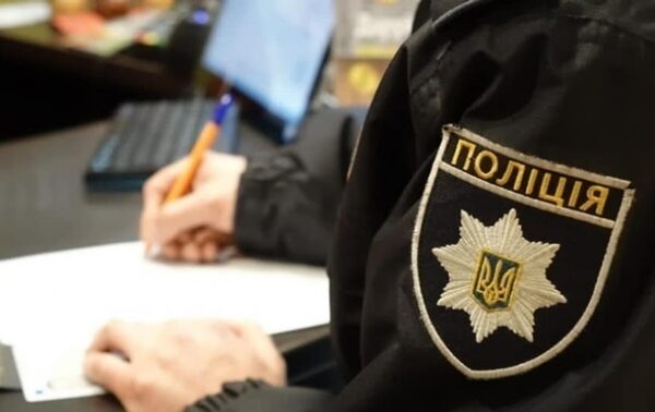 В Киеве нашли тело иностранца с ножевыми ранениями В Киеве нашли тело иностранца с ножевыми ранениями