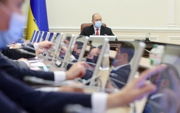 Кабмин проведет внеочередное заседание - СМИ Кабмин проведет внеочередное заседание - СМИ