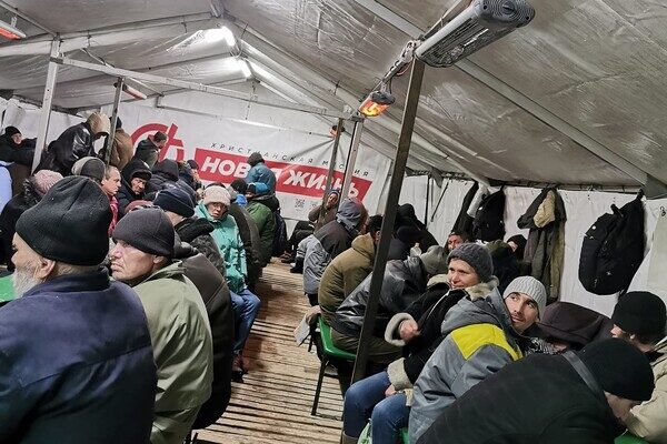 В Одессе открыли пункты обогрева: горожан просят помочь В Одессе открыли пункты обогрева: горожан просят помочь