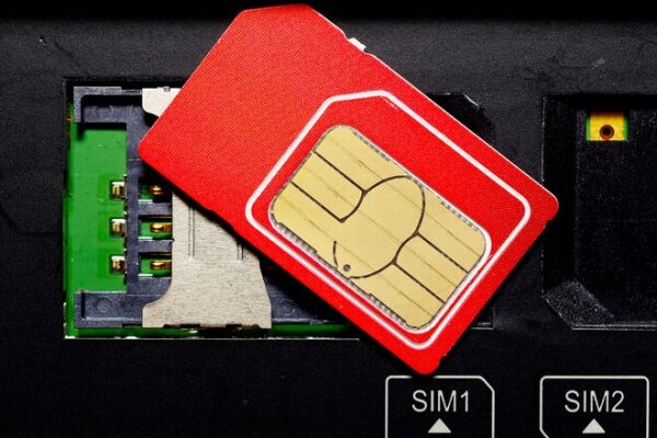 Vodafone сэкономит на пластике для SIM-карт: что будет с их ценами
Vodafone сэкономит на пластике для SIM-карт: что будет с их ценами