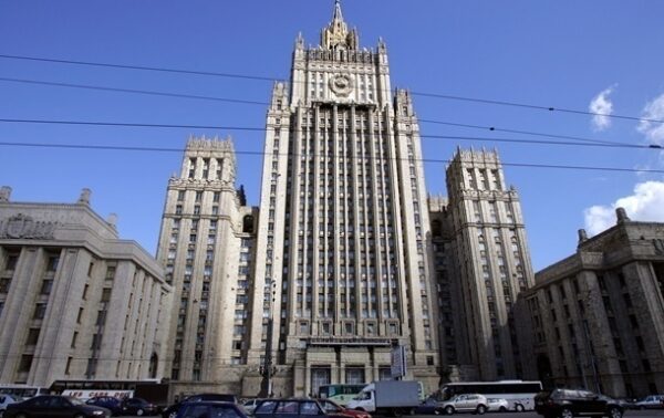 МИД РФ резко отреагировал на телесюжет о стягивании войск к Украине МИД РФ резко отреагировал на телесюжет о стягивании войск к Украине