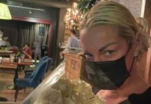 Волочкова устроила скандал в самолете из-за маски