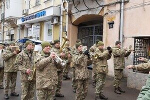 В Одессе почтили память Героев Крут (фото) В Одессе почтили память Героев Крут (фото)