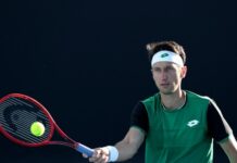 Стаховский завершил профессиональную карьеру