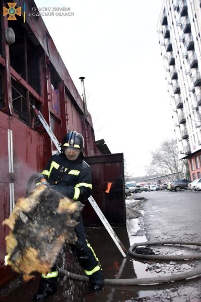 На Раскидайловской горела СТО На Раскидайловской горела СТО