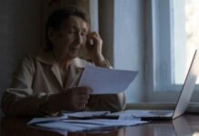 Кому з українців підвищать пенсії у січні