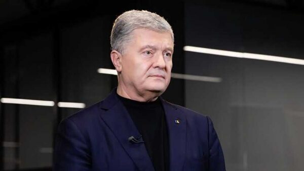 В Украину прибыл Порошенко: все подробности В Украину прибыл Порошенко: все подробности