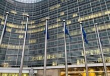 Еврокомиссия одобрила новые кредиты Украине