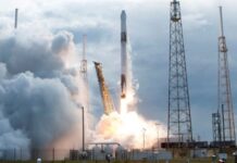 SpaceX показала видео запуска Falcon 9