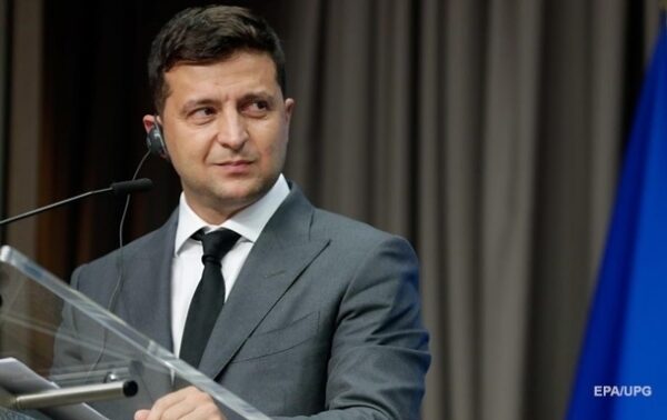 Зеленский поддержал исключение Трухина из партии Зеленский поддержал исключение Трухина из партии