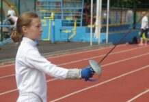Фехтування. Юна одеська спортсменка стала кращою серед українок на великому міжнародному турнірі