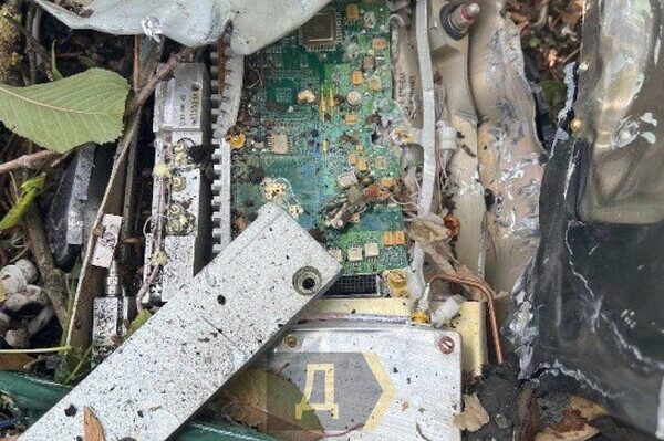 Одесские теробороновцы сбили российскую ракету из автомата Калашникова Одесские теробороновцы сбили российскую ракету из автомата Калашникова