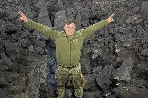 Одесские теробороновцы сбили российскую ракету из автомата Калашникова Одесские теробороновцы сбили российскую ракету из автомата Калашникова