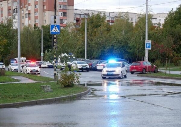 В Черновцах правонарушитель убил полицейскую и умер после задержания В Черновцах правонарушитель убил полицейскую и умер после задержания