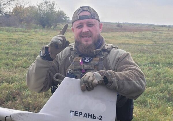 Бойцы Одесской бригады сбили второй дрон оккупантов из стрелкового оружия Бойцы Одесской бригады сбили второй дрон оккупантов из стрелкового оружия