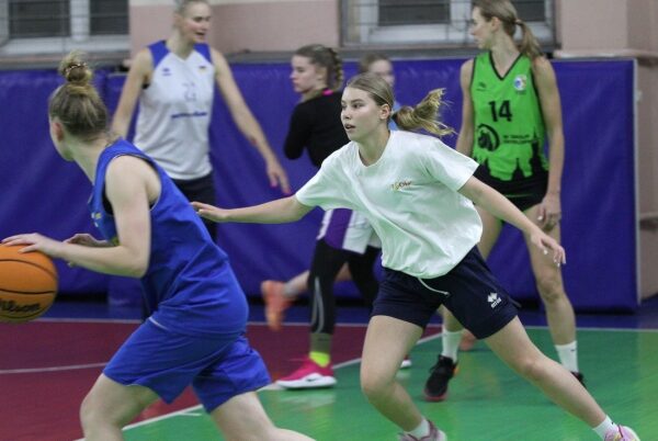 Баскетбол. «ІнтерХім» готовий до старту в чемпіонаті України Баскетбол. «ІнтерХім» готовий до старту в чемпіонаті України
