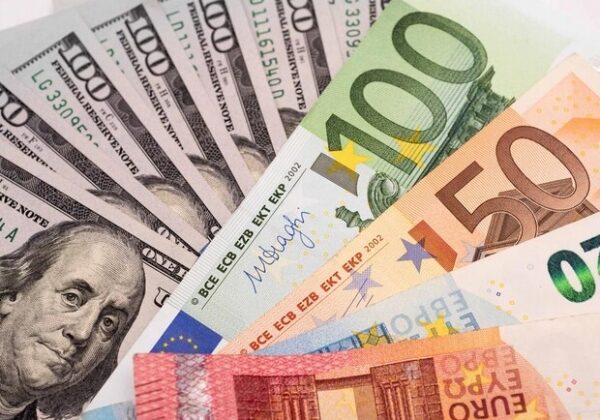 Курс валют в Украине 4 декабря 2022 года: сколько стоит доллар и евро