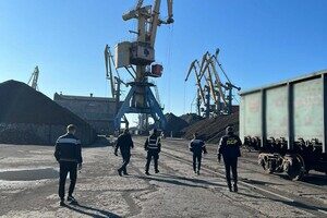 Российскую руду на 20 миллионов долларов из Одесской области передали АРМА Российскую руду на 20 миллионов долларов из Одесской области передали АРМА