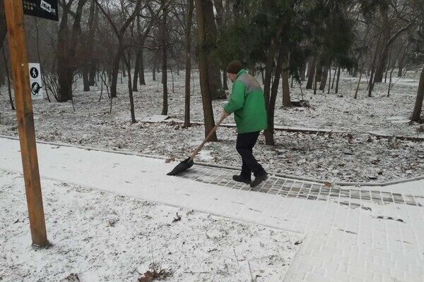 В Одессе и области идет снег: какая ситуация на дорогах В Одессе и области идет снег: какая ситуация на дорогах