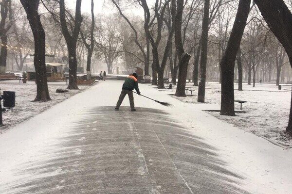 В Одессе и области идет снег: какая ситуация на дорогах В Одессе и области идет снег: какая ситуация на дорогах
