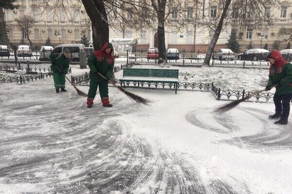В Одессе и области идет снег: какая ситуация на дорогах В Одессе и области идет снег: какая ситуация на дорогах