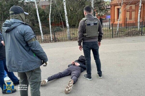 В Одессе разоблачили преступную группировку, которая сбывала оружие и боеприпасы с фронта В Одессе разоблачили преступную группировку, которая сбывала оружие и боеприпасы с фронта