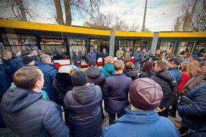 С завтрашнего дня в Одессе будет курсировать новый трамвай №17 С завтрашнего дня в Одессе будет курсировать новый трамвай №17