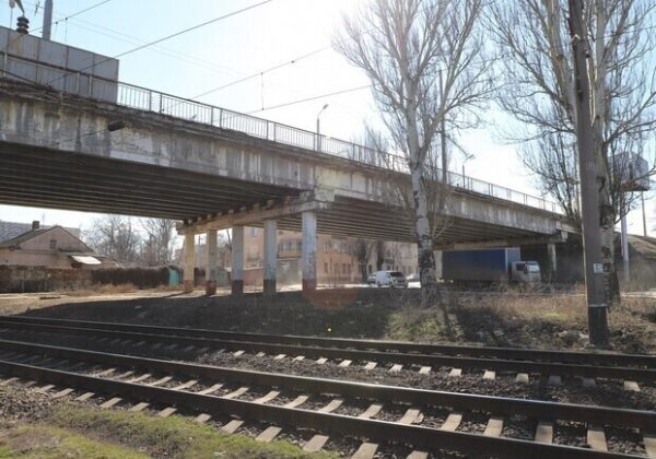 На ремонт Ивановского моста хотят потратить миллиард гривен На ремонт Ивановского моста хотят потратить миллиард гривен