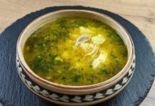 Ідеально для вечері: готуємо затірку із куркою