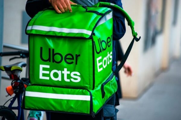 Uber закрывает бизнес по доставке алкоголя Uber закрывает бизнес по доставке алкоголя