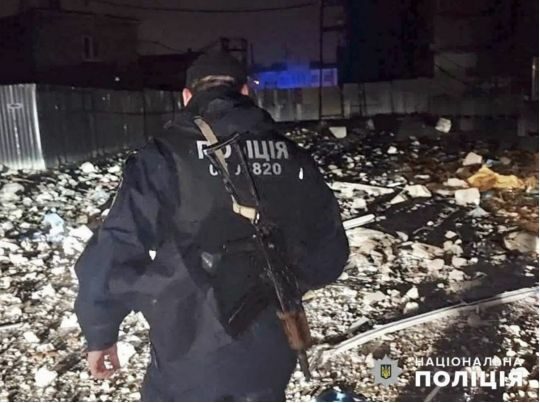Ворог вночі атакував Одесу: пошкоджено будинки, поранено мирних мешканців