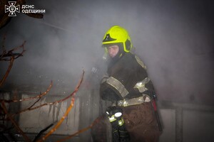 Масштабный пожар на СТО в Одессе: стала известна причина Масштабный пожар на СТО в Одессе: стала известна причина