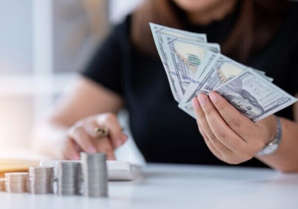 Курс валют в Украине 23 марта 2024: сколько стоит доллар и евро Курс валют в Украине 23 марта 2024: сколько стоит доллар и евро