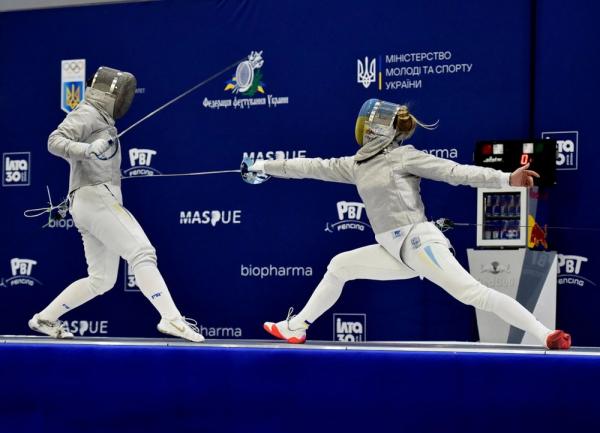 Фехтування. Історичне золото шаблісток і сьомий титул Андрія ЯГОДКИ на чемпіонаті України Фехтування. Історичне золото шаблісток і сьомий титул Андрія ЯГОДКИ на чемпіонаті України