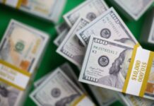 Курс валют в Украине 5 июня 2024: сколько стоит доллар и евро