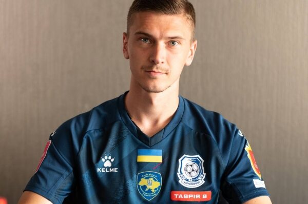 Футбол. Білошевський та Янаков підписали контракти з ФК «Чорноморець» Футбол. Білошевський та Янаков підписали контракти з ФК «Чорноморець»