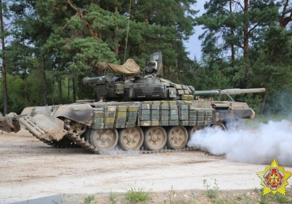 Беларусь начала перекидывать танки к границе с Украиной: какая там ситуация Беларусь начала перекидывать танки к границе с Украиной: какая там ситуация