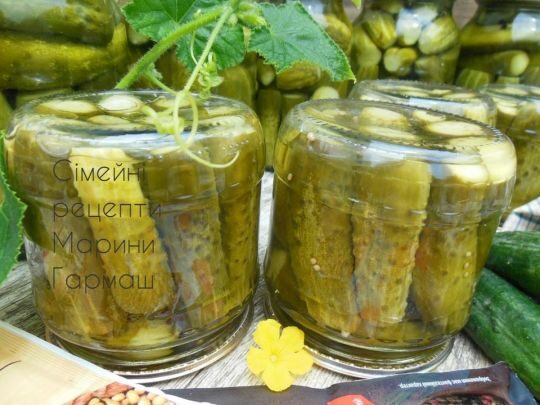 Мариновані огірочки на зиму: легко та швидко готувати