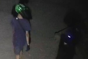 В Одессе и области подростки и молодой парень снова поджигали авто военных В Одессе и области подростки и молодой парень снова поджигали авто военных
