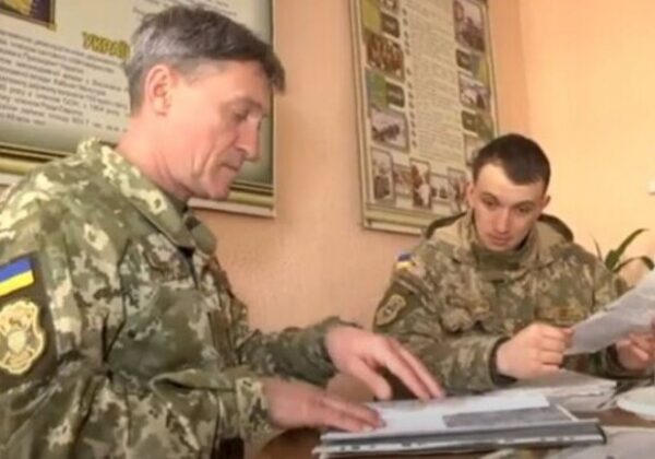 Закон изменился: военные теперь сами решают, кто получит их средства Закон изменился: военные теперь сами решают, кто получит их средства