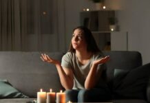 Некоторые жители Одессы проведут субботу без света: все адреса
