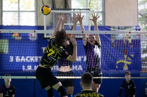 Волейбол. В Одесі відбувся перший тур чемпіонату України серед юнацьких команд Волейбол. В Одесі відбувся перший тур чемпіонату України серед юнацьких команд