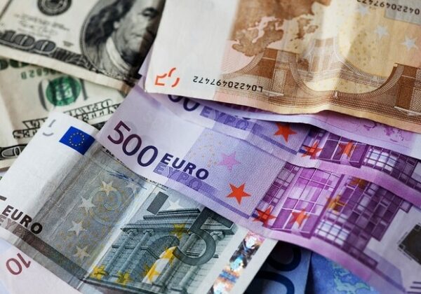 Курс валют в Украине 4 ноября 2024 года: сколько стоит доллар и евро Курс валют в Украине 4 ноября 2024 года: сколько стоит доллар и евро
