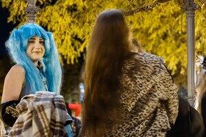Хэллоуин: молодежь устроила импровизированный маскарад в одесском горсаду Хэллоуин: молодежь устроила импровизированный маскарад в одесском горсаду