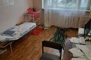 От вчерашнего обстрела в Одессе пострадал роддом От вчерашнего обстрела в Одессе пострадал роддом