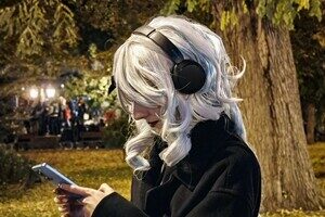 Хэллоуин: молодежь устроила импровизированный маскарад в одесском горсаду Хэллоуин: молодежь устроила импровизированный маскарад в одесском горсаду