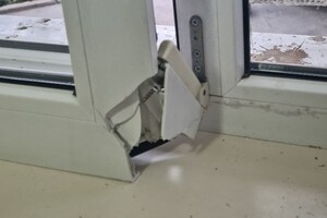 От вчерашнего обстрела в Одессе пострадал роддом От вчерашнего обстрела в Одессе пострадал роддом