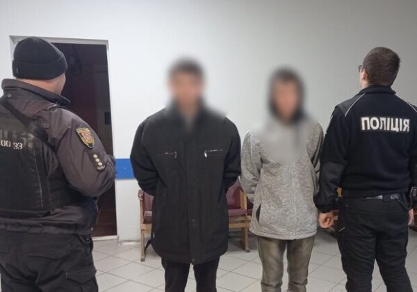 В Одесской области два подростка подожгли почту на заказ В Одесской области два подростка подожгли почту на заказ
